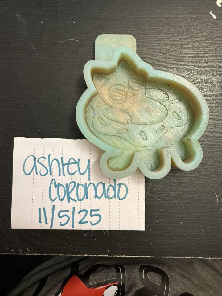 Cay Floaty - Destash Mold - Hearts N Crafts