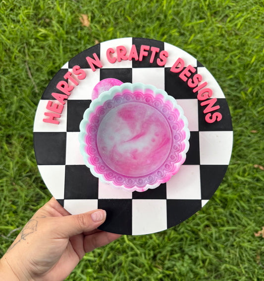 Scalloped Round w/ 3.5" Center Silicone Mold
