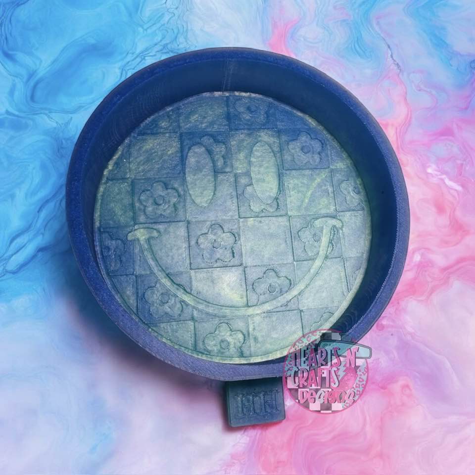 Checkered Flower Smiley Face Silicone Mold