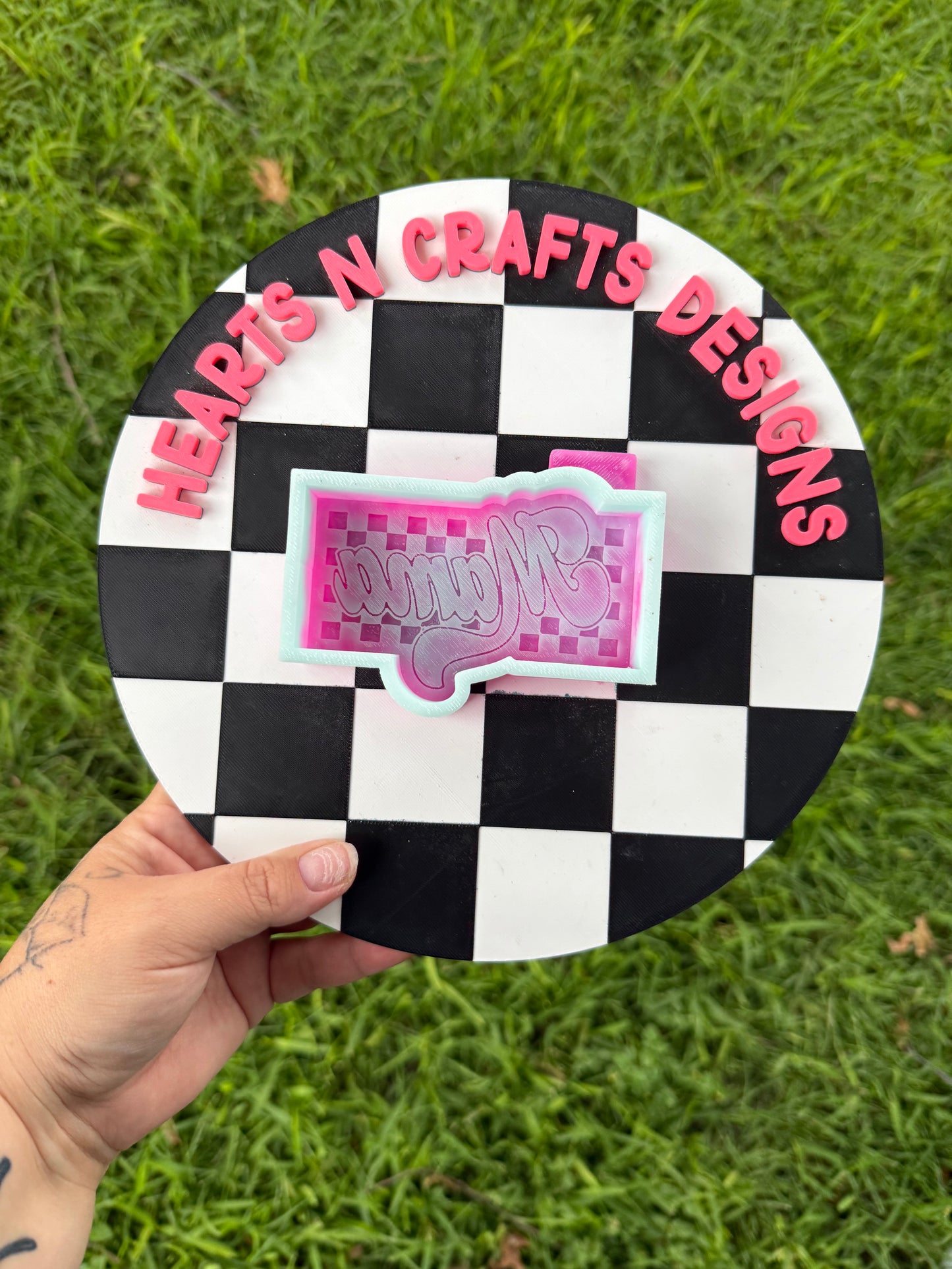 Mama Checkered Silicone Mold
